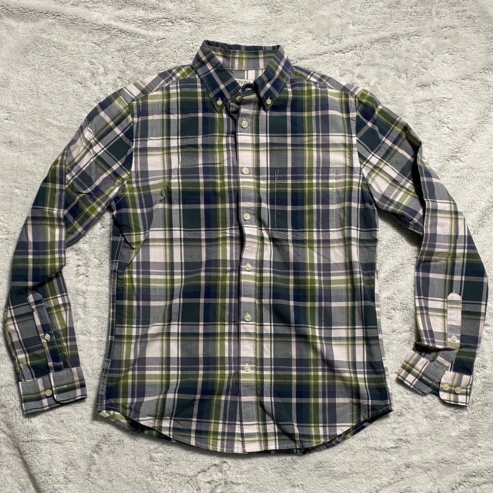Merona Men’s Medium Button Down Shirt